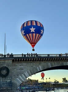 Balloons at the bridge -2