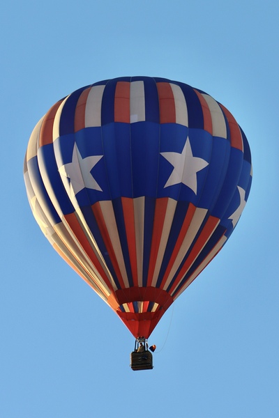 Stars and Stripes balloon by Leslie Affeldt Photography