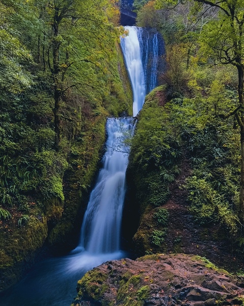 Bridal Veil Falls Oregon by Leslie Affeldt Photography