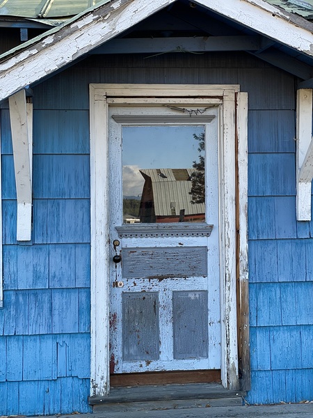 Reflection of the past by Leslie Affeldt Photography