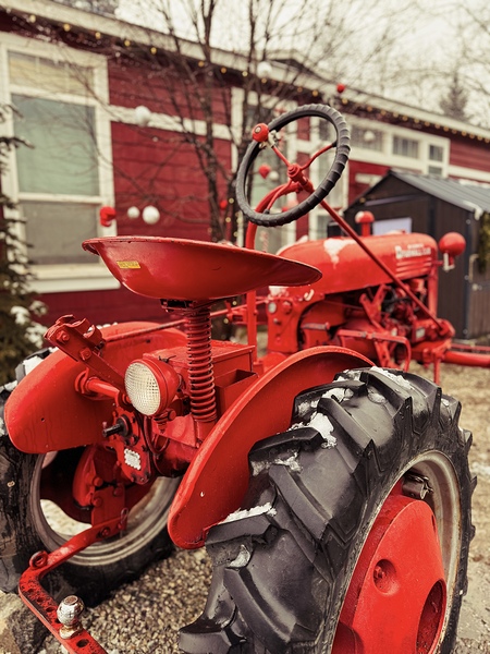 Red Farmall by Leslie Affeldt Photography