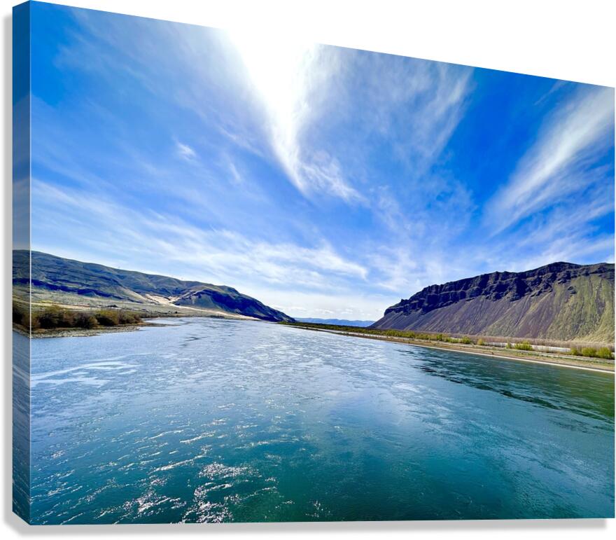 Columbia River -Beverly Canvas Print