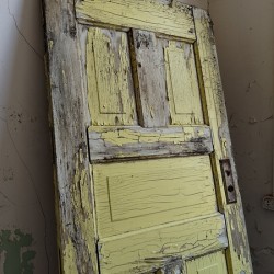 Old yellow door -1