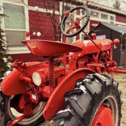 Red Farmall