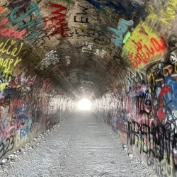Baird Springs Tunnel -vertical