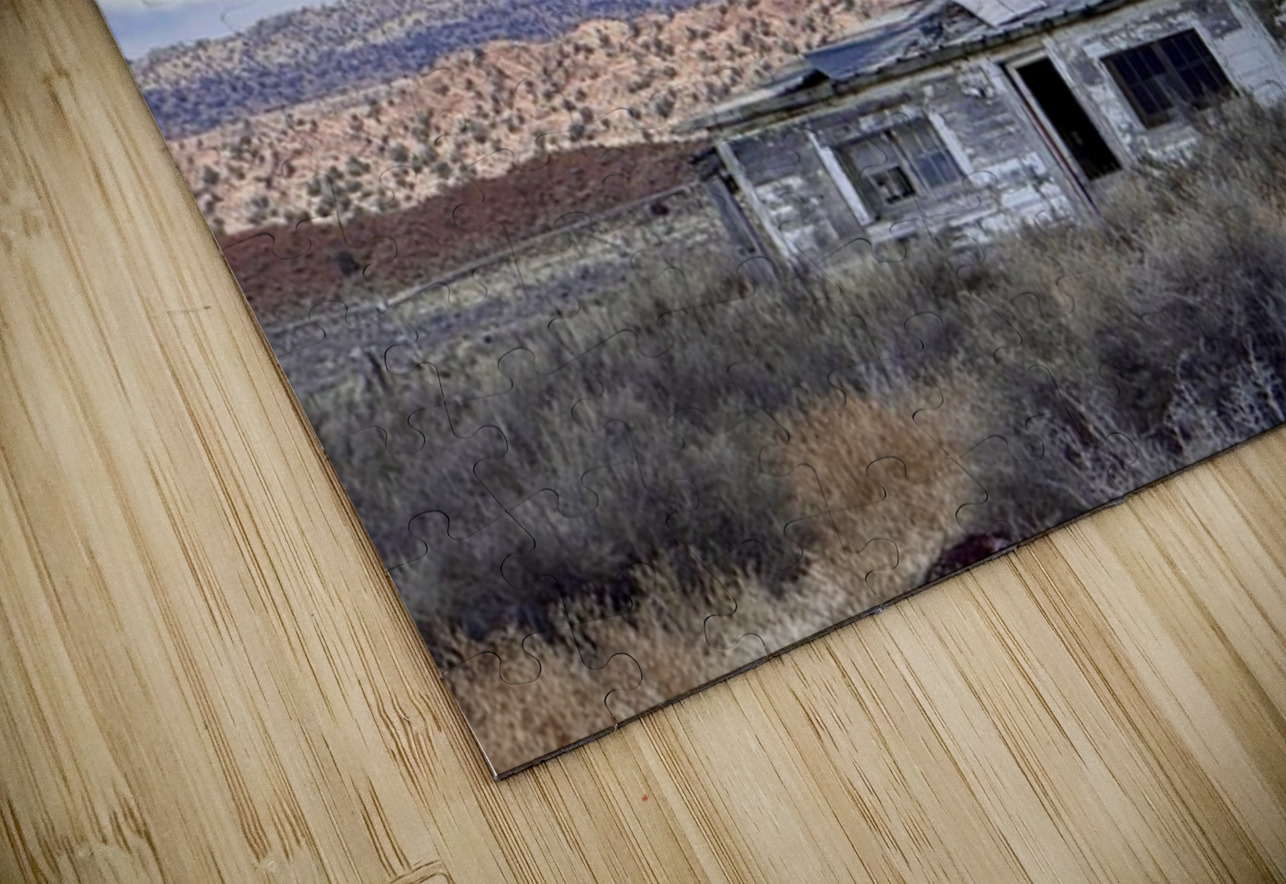 Farmhouse Decay - horizontal Leslie Affeldt Photography Puzzle